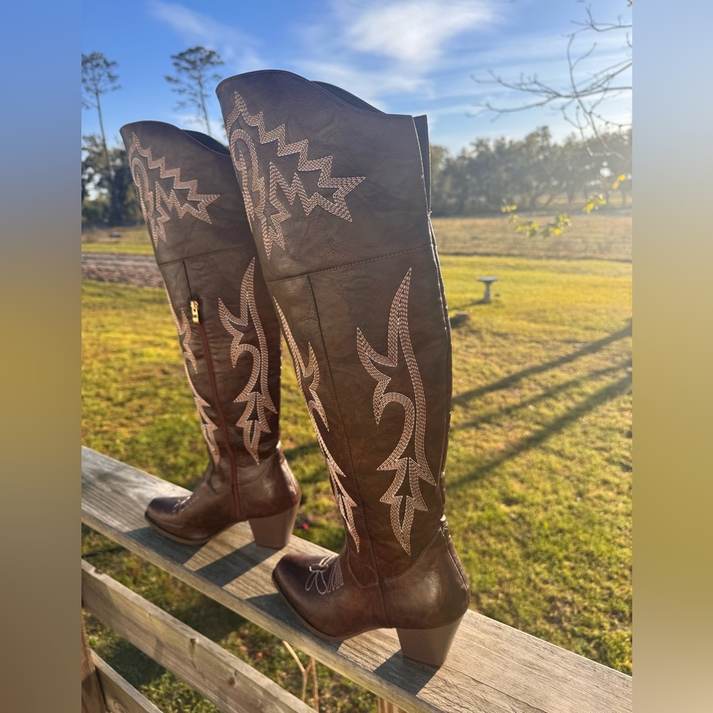 NEW Beautiful chocolate marbled brown over the knee boutique cowgirl boots 😍 - Picture 3 of 9